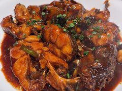 本帮红烧回鱼-阿娘家·原生态农家菜(国顺东路店)