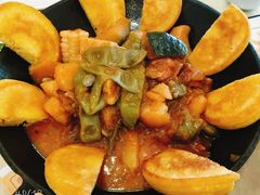 老厨东北一锅出-鹤乡东北菜(崮山路店)