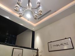 -醉辉皇上海之巅(上海中心大厦店)