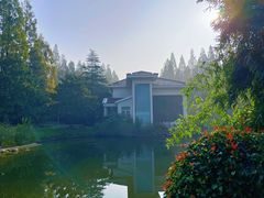 -上海怡沁园度假酒店