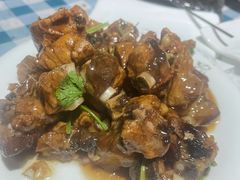 -超越海鲜屋(飞龙物业店)