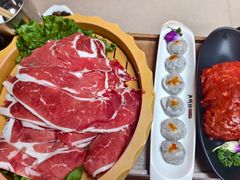 -老牌坊云南鱼豆花火锅(哈西万达店)