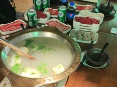 -天成·潮州牛肉脆肉鱼生蚝自助火锅