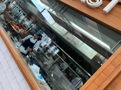 -ROAST coffee & eatery