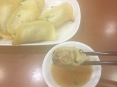-小姜锅贴(凤凰街店)