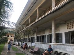 -吐斯廉屠杀博物馆