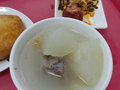 萝卜小排汤-来必堡(娄山关路店)