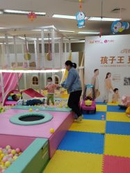 -孩子王(铁西万达店)