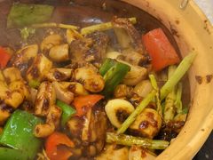 酱爆猪生肠-天宝食坊·啫啫煲大排档(西华路店)