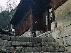 -高荡千年布依古寨旅游景区