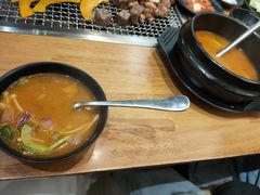 -肉甲韩国木炭烤肉(新壹街1店)