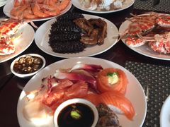 -荣誉国际酒店-云顶旋转餐厅