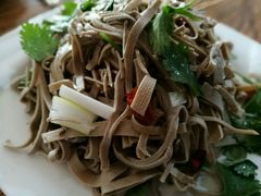 -溢心园香河肉饼总店