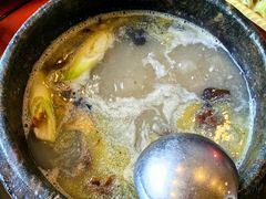 -鲁朗纳麦石锅鸡庄园