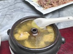 -蔼若春.传承三十年云南菜(金碧公园店)
