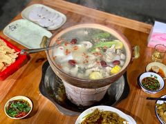 石橄榄炖鸡-洪大厨鸡煲(福田店)