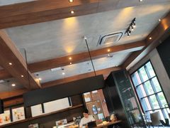 -星巴克(虹口运动loft店)