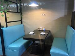 卡座-茅炒屋龙虾·烧烤·湘菜(新河路店)
