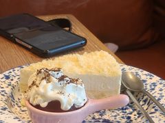 北海道双层芝士蛋糕-玛格萝妮比萨屋(陆家浜路店)