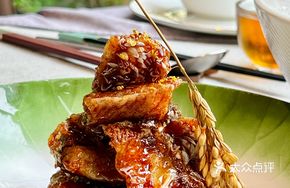 Suzhou-style Crispy Skin Smoked Sea Bass