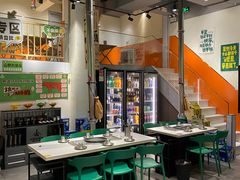 -山野的朋友露营炭火烤肉