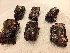 -品海楼·大连海胆锅贴馆(东港店)