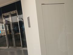 -华为授权体验店(中山公园来福士)