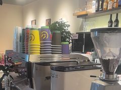 -WOW coffee