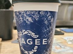 -霸王茶姬(静安大悦城店)