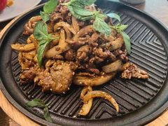 罗勒叶抄手切羊肉-小大董·烤鸭(王府井apm店)