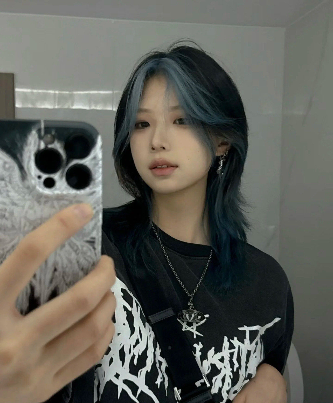 酷感鲻鱼头挑染