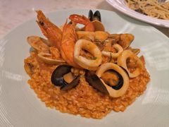 -港丽餐厅(高德置地店)