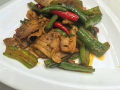 农家小炒肉-金凤凰温泉度假村·凤凰汇中餐厅