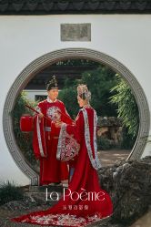 -乐派诗婚纱摄影
