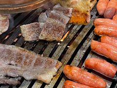 -臻牛烤肉