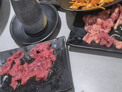 -啊美丽炭火烤肉(滑翔一店)