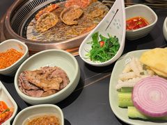 -梨花甄选自助烤肉(小寨原力场店)