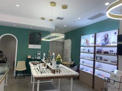 -无界眼镜MaxLess(南翔印象城店)