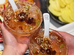 -茅草房·河畔园林火锅