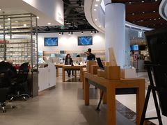 -JINS(上海宏伊国际广场店)