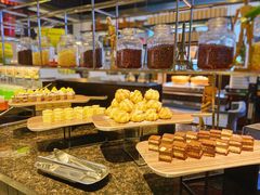 -亚马逊海鲜自助餐厅(惠山万达店)