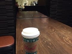 -星巴克臻选(南京金茂览秀城店)