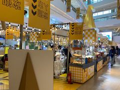 -LuOne凯德晶萃广场(徐家汇路店)