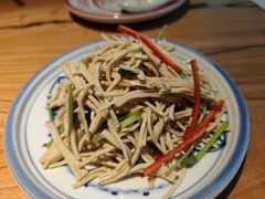 -小放牛炒菜馆(军校店)