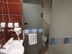 -如家驿居酒店(北京首都体育馆白石桥南地铁站店)