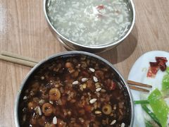 八宝稀饭-清真老铁家灌汤包