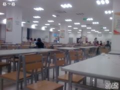 桌椅-语言大学-清真食堂
