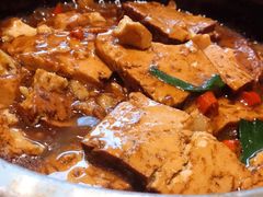 -有红鸡毛店·川菜(建设路店)