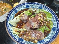 -东北农家院·铁锅炖(莘庄店)