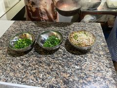 -正宗杨记普洱酸醋米线(总店)